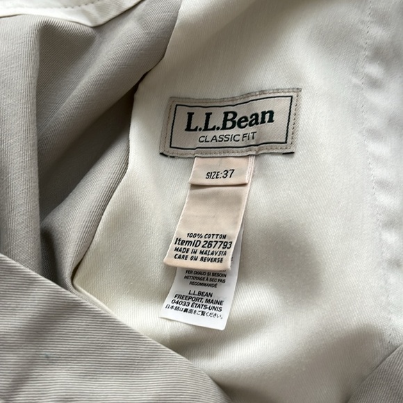 L.L. BEAN SHORTS! - Picture 4 of 7